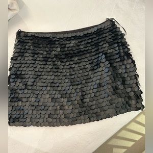 Zara mini skirt never worn !